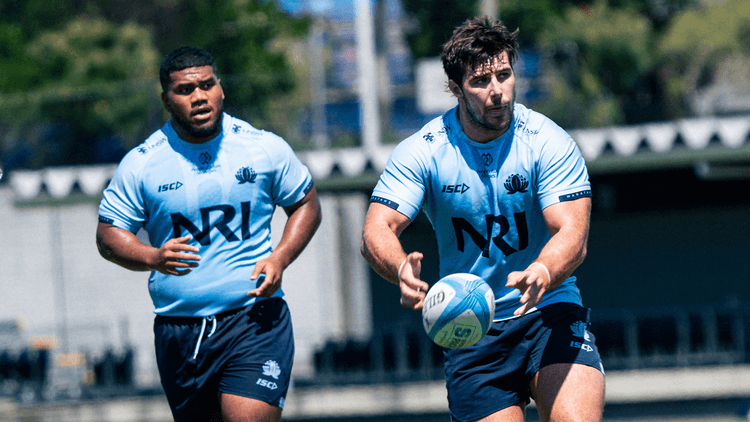 Siosifa Amone (left) and Ethan Dobbins (right) Re-sign to bolster NSW Waratahs front row stocks